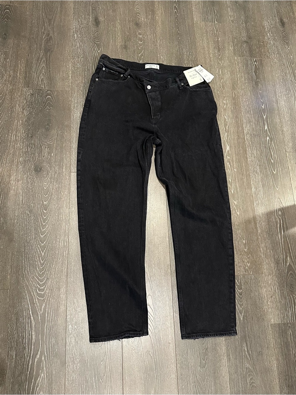 Abercrombie & Fitch Black The Dads High Rise woman’s  Jeans size 36x33.